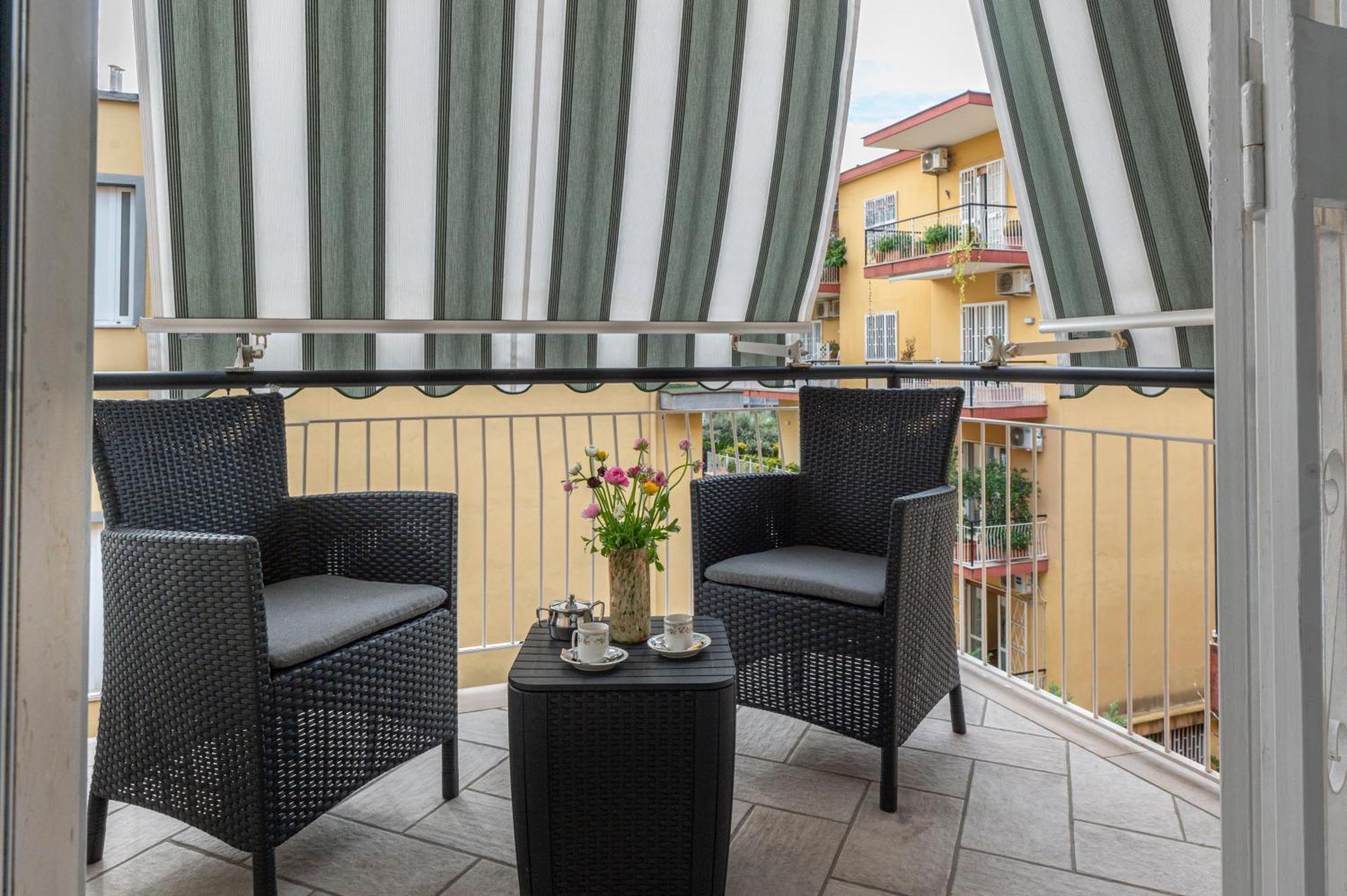 Апартаменти Renza House Chiaia Неаполь Екстер'єр фото